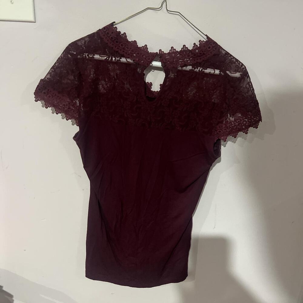 Burgundy lace top with keyhole